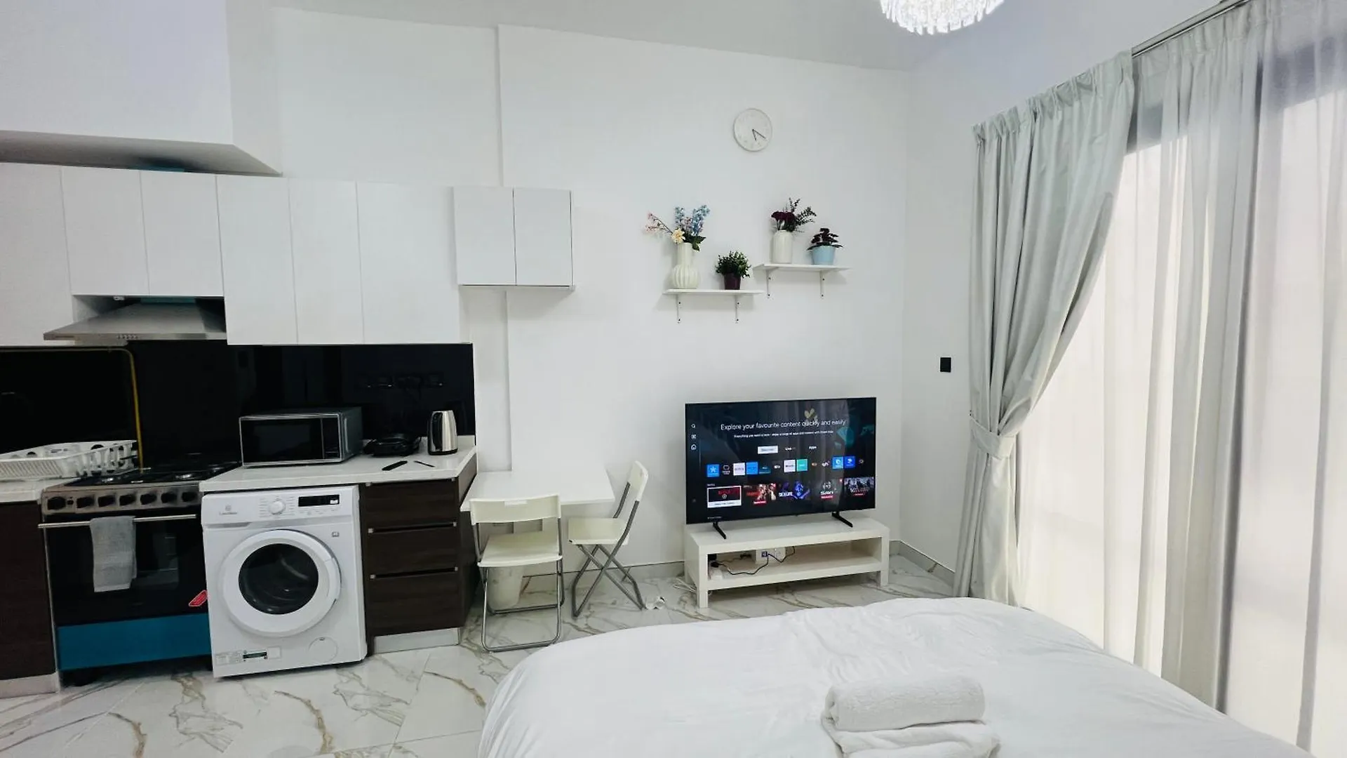 Olivz Residence Furnished Cozy Studio Apartment Dubai United Arab Emirates
