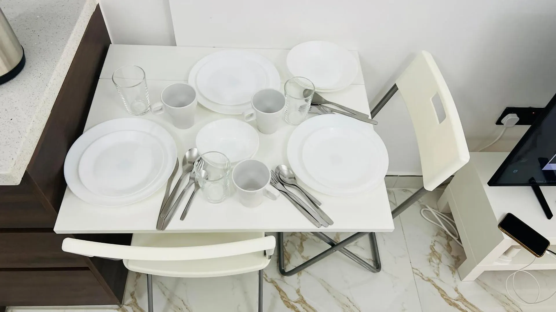 Olivz Residence Furnished Cozy Studio Apartment Dubai
