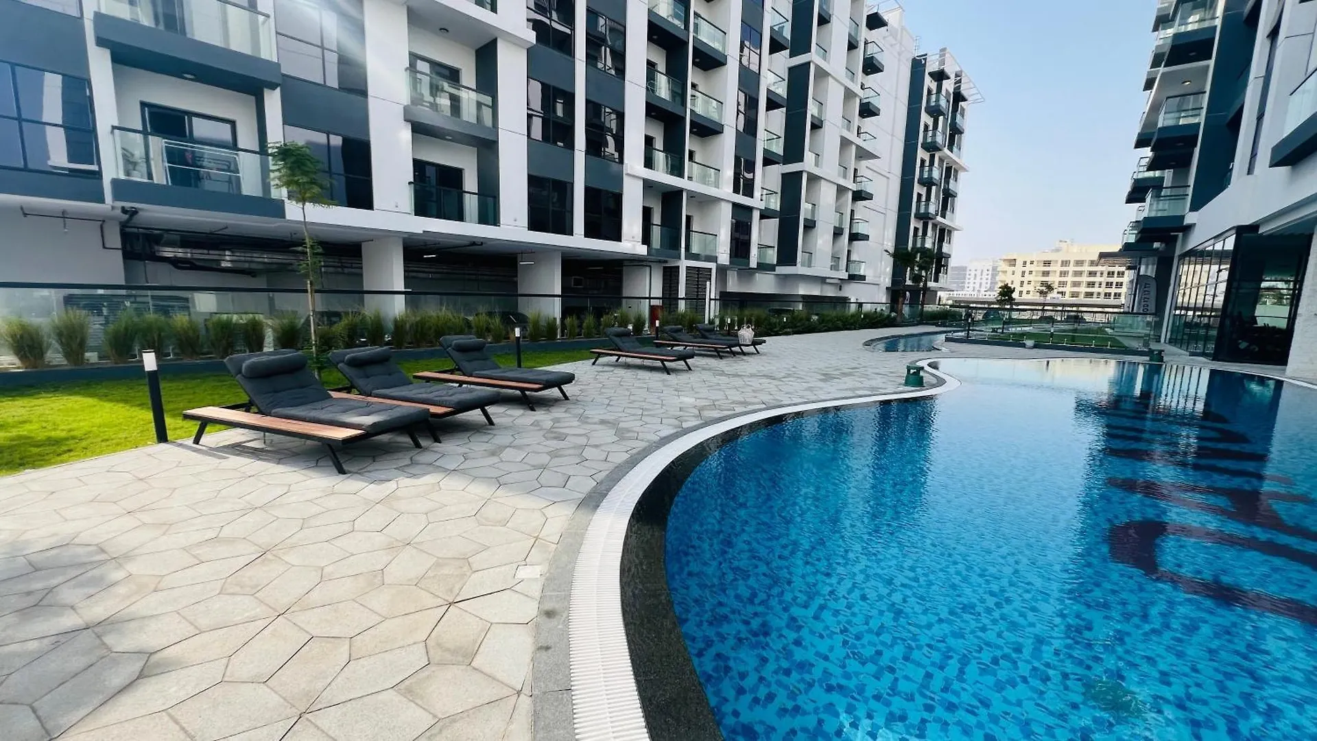 Olivz Residence Furnished Cozy Studio Apartment Dubai United Arab Emirates