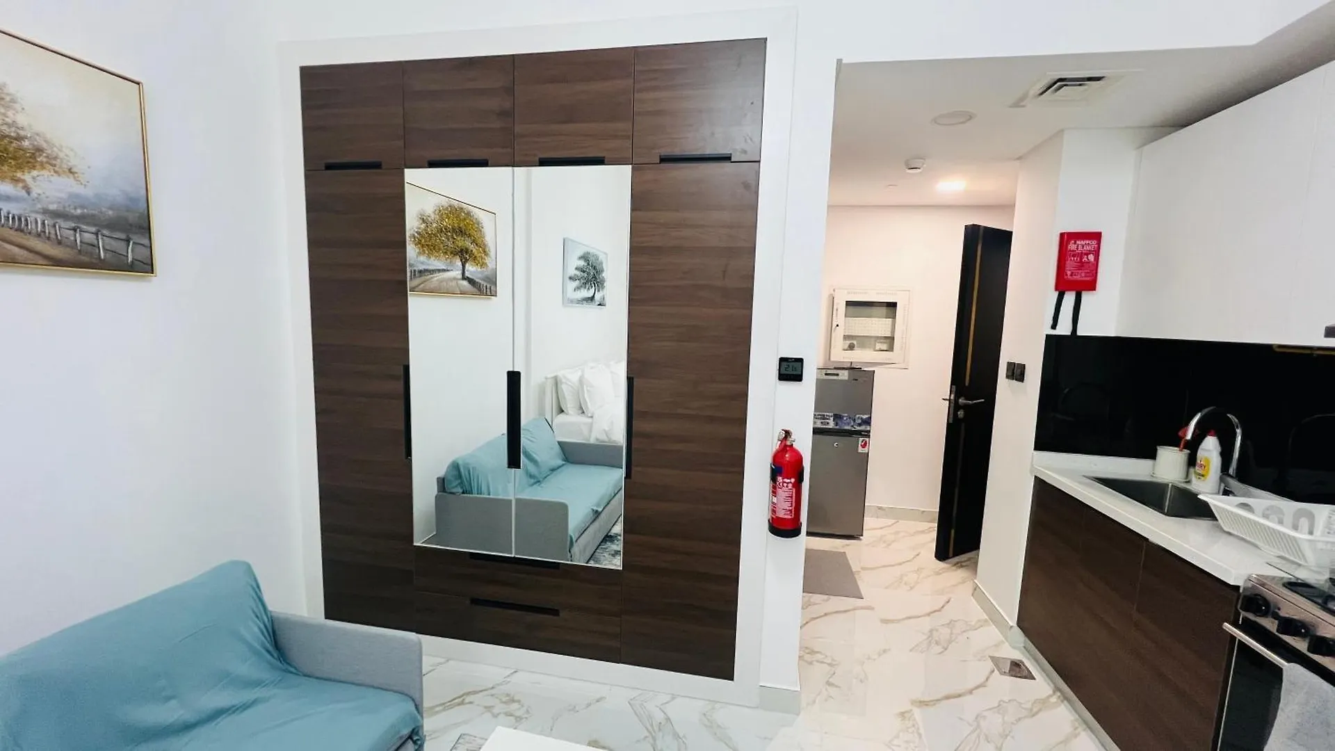 Olivz Residence Furnished Cozy Studio Apartment Dubai